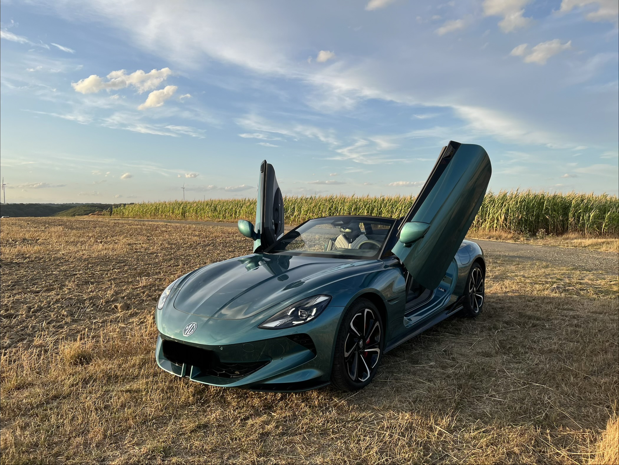Cyberster in Teal