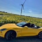 Fährt mit Sonne und Wind. Und zwar wie der Wirbelwind.